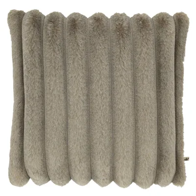 Claudi Becha Taupe