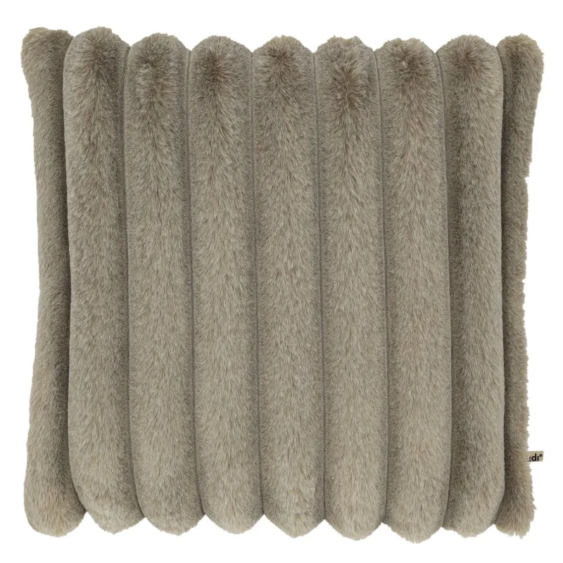 Claudi Becha Taupe